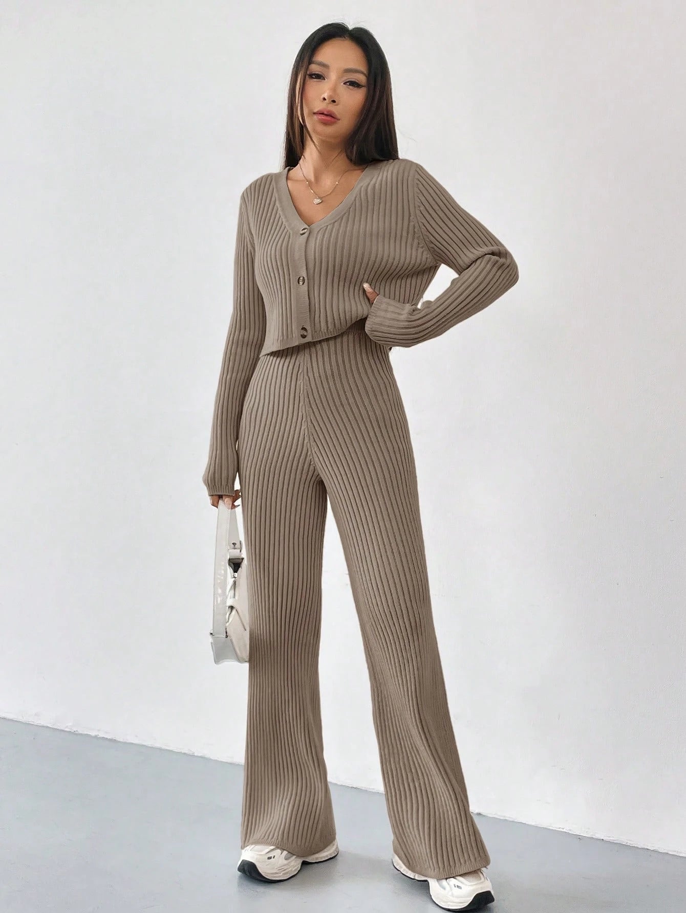 Ezwear Autumn and Winter 2Pcs/Set Women V-Neck Button Decor Contrast Color Long Sleeve Top and Knitted Long Pants Sweater Suit,Women'S Fall Clothes