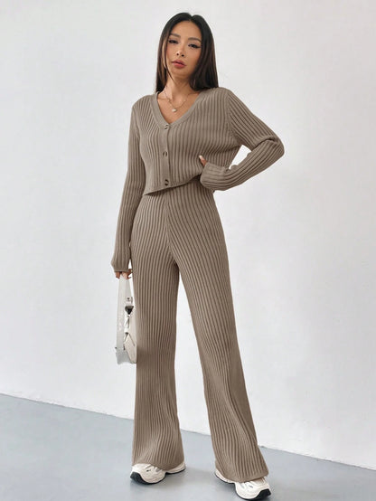 Ezwear Autumn and Winter 2Pcs/Set Women V-Neck Button Decor Contrast Color Long Sleeve Top and Knitted Long Pants Sweater Suit,Women'S Fall Clothes