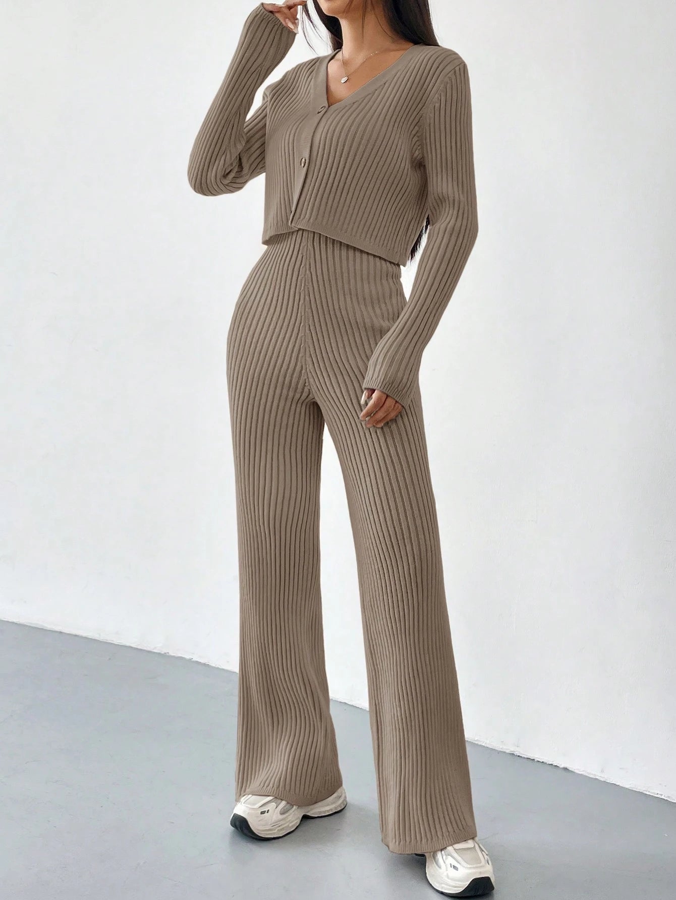 Ezwear Autumn and Winter 2Pcs/Set Women V-Neck Button Decor Contrast Color Long Sleeve Top and Knitted Long Pants Sweater Suit,Women'S Fall Clothes
